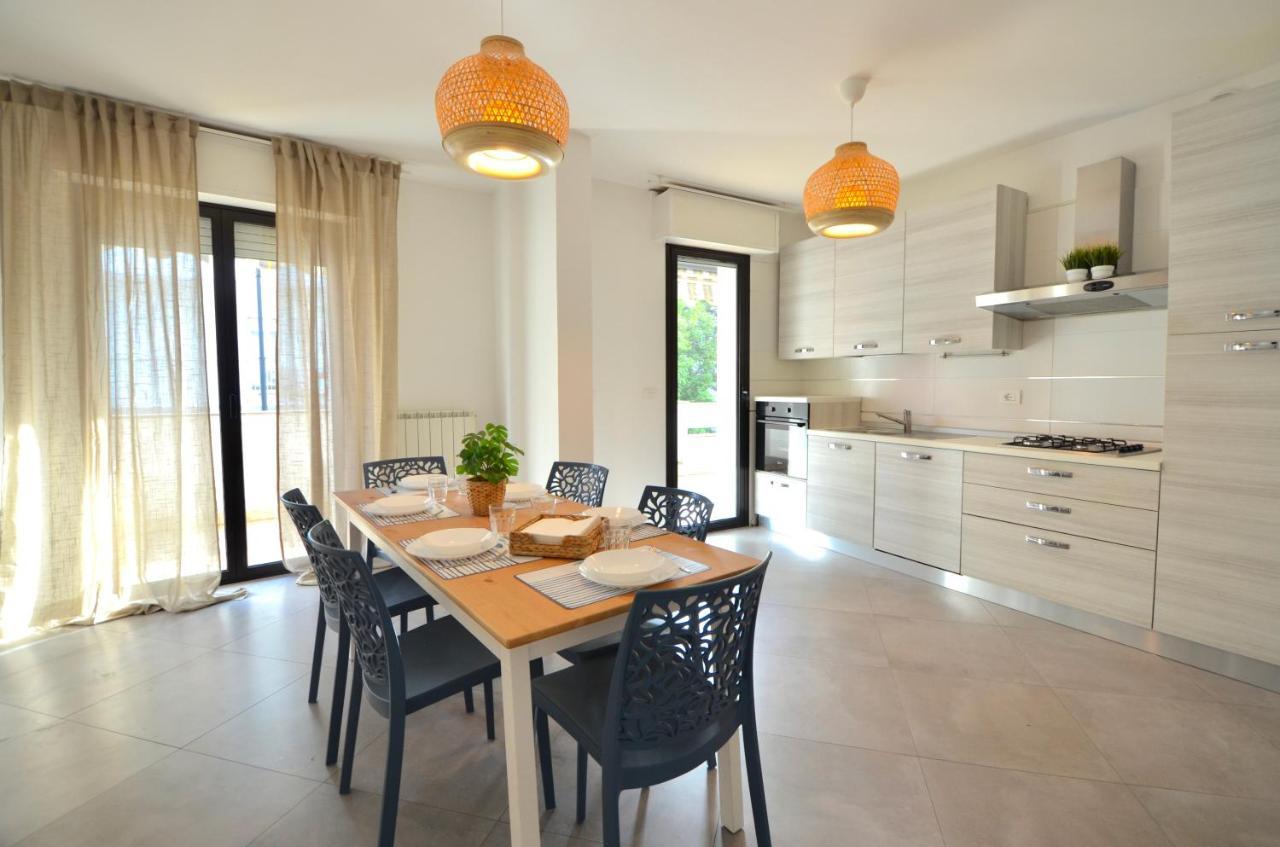Tramonti Apartments Pescara Bagian luar foto